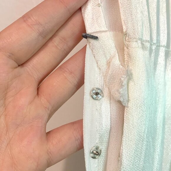 S/M| 1930s Pearly White Liquid Satin and Lace Antique Slip Dress - Picture 9 of 10